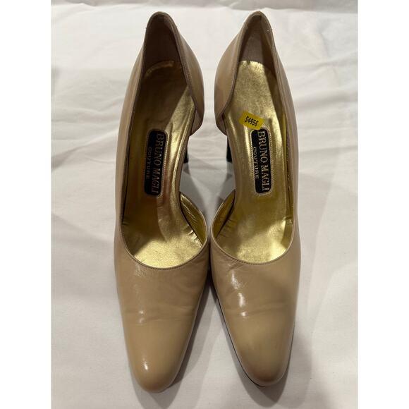 Bruno Magli Couture Shoes - Bruno Magli Couture Beige Size 38 Chunky Heel Dress Pump
